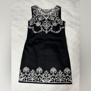 Maggy London Black and White Sleeveless Cotton Sheath Dress Size 8 Petite